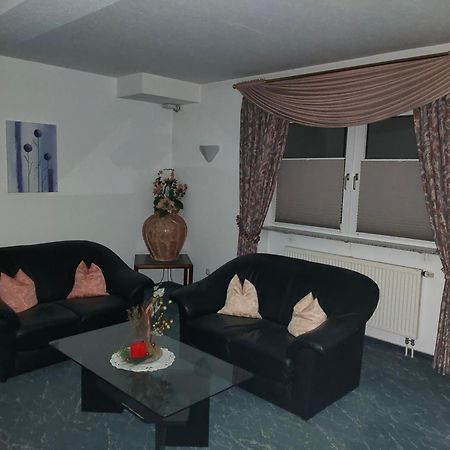 רודגאו Hotel Zur Eisenbahn מראה חיצוני תמונה